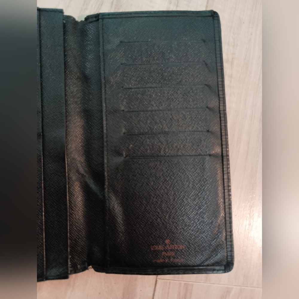 Louis Vuitton Epi Black Long Bifold Wallet/ check book - Picture 7 of 13
